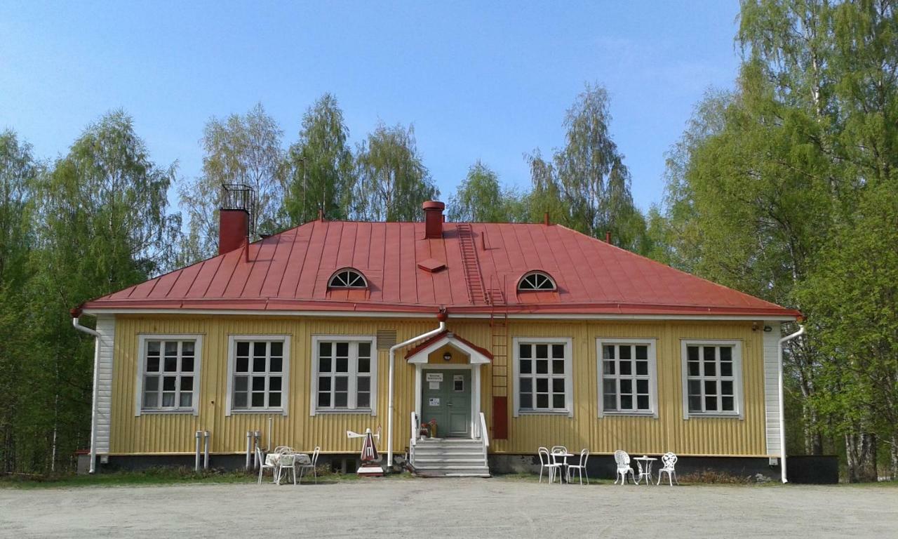 Koveron Majatalo Luaran gambar